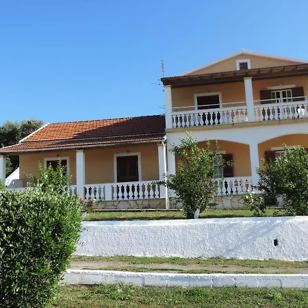 Apartment Peli-maria