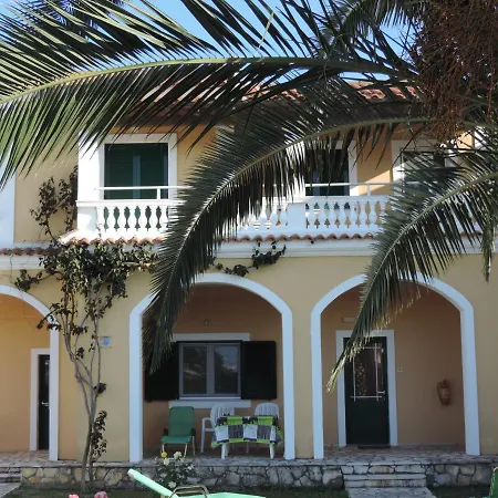 Apartment Peli-maria